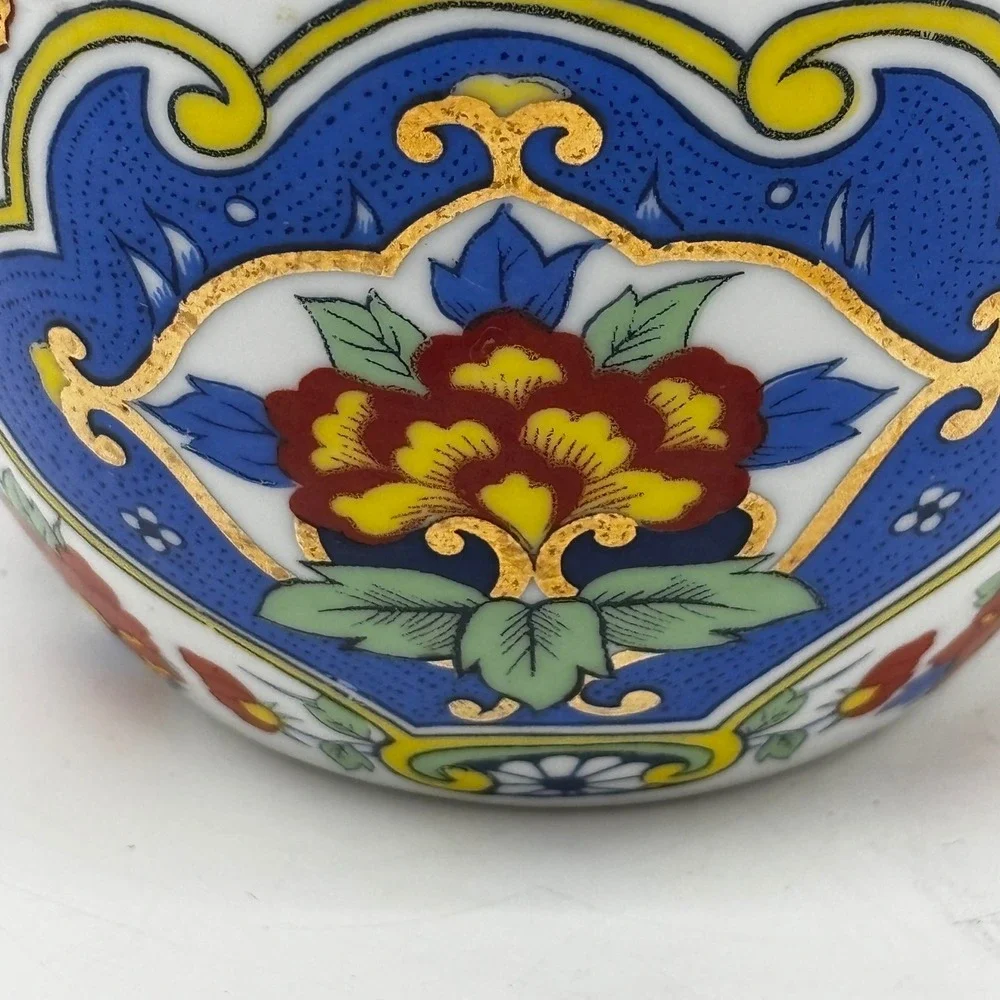 Vintage Porcelain Ginger Jar with Lid Floral Bird Motif Gold Gilt Made in Taiwan